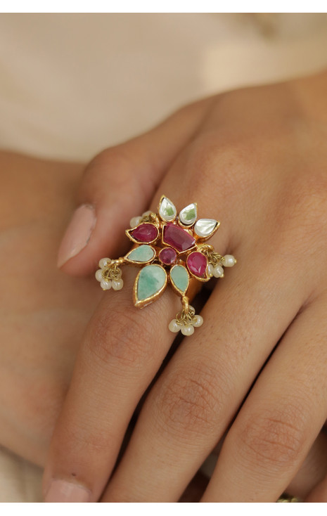 Safiya (Ring)